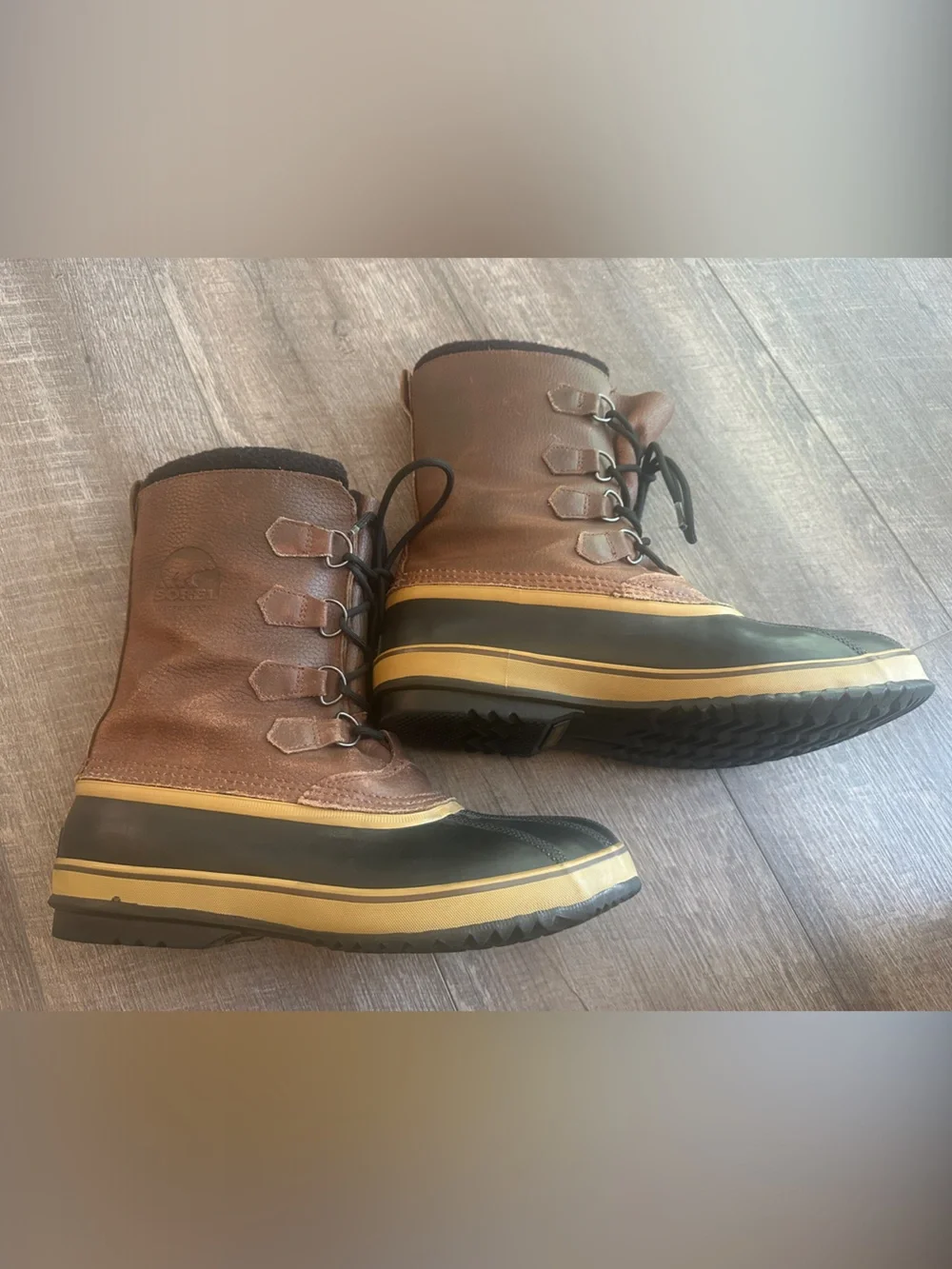 Sorel Brown and Black Waterproof Lace-Up Men’s Winter Boots